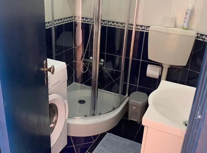 505 * Sao Martinho do Porto